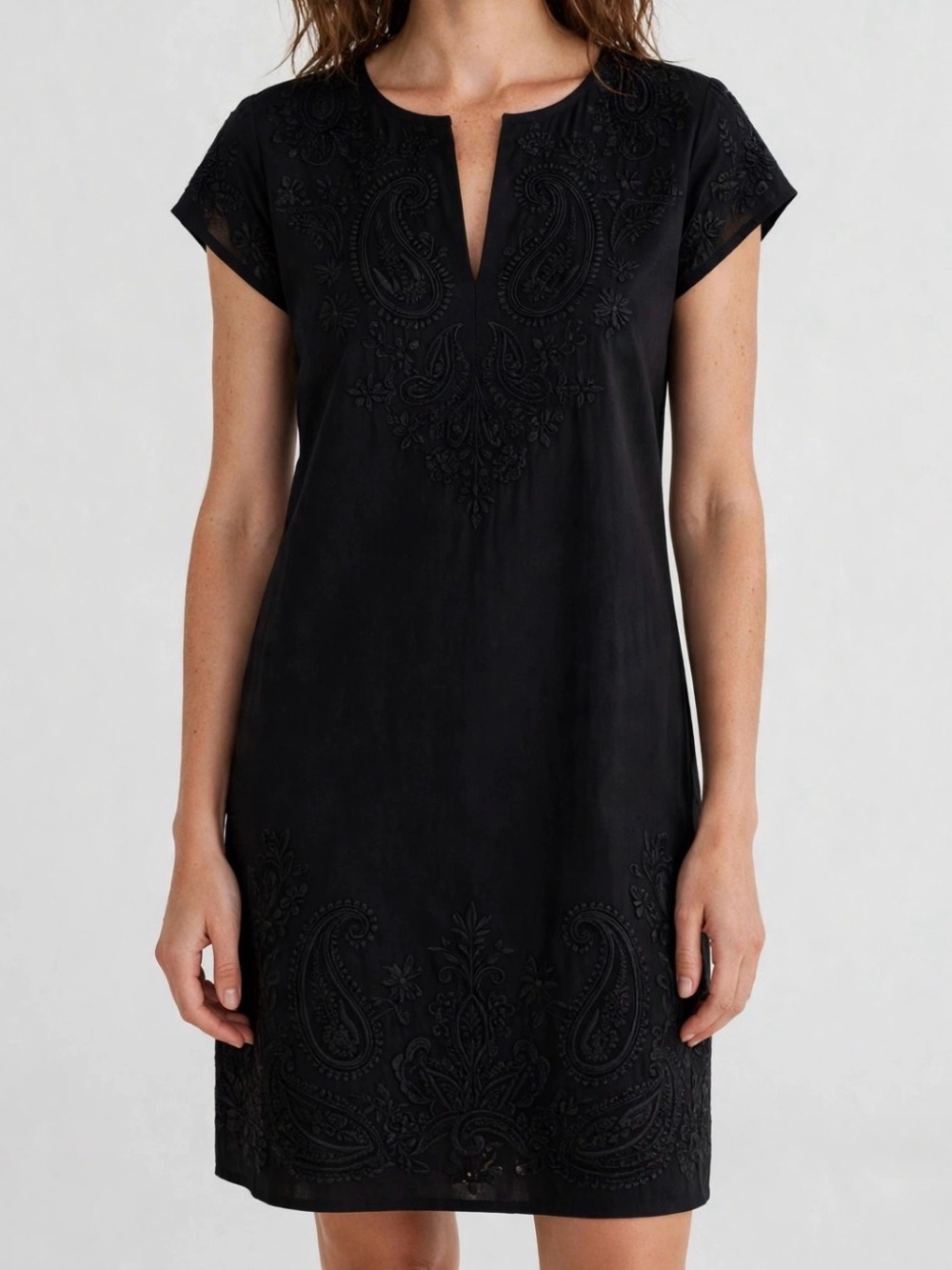 Roller Rabbit Faith Embroidered Shift Dress Black Jet small